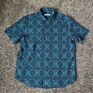 Men’s Tommy Bahama Coast Mosaic Geo Short Sleeve Beach Shirt size medium